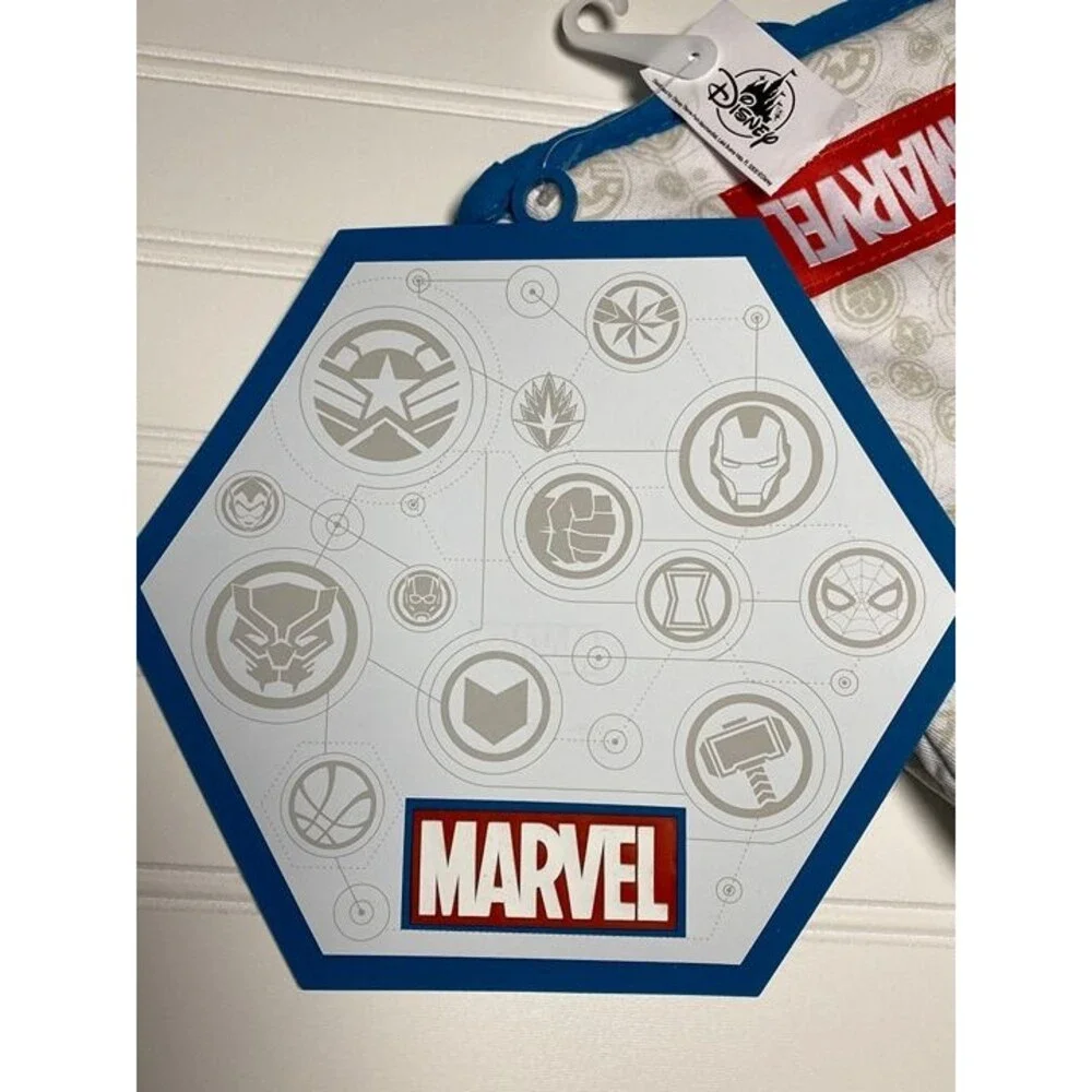 Disney Parks Marvel Oven Mitt + Hot Plate Silicone Pot Holder 2pc Set New!